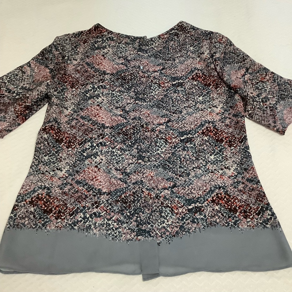 Reiss abstract print Short Sleeve Button Closure at back Blouse (0128)